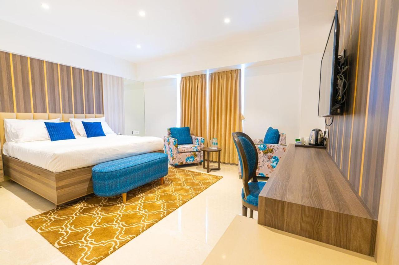 The Thane Club Экстерьер фото