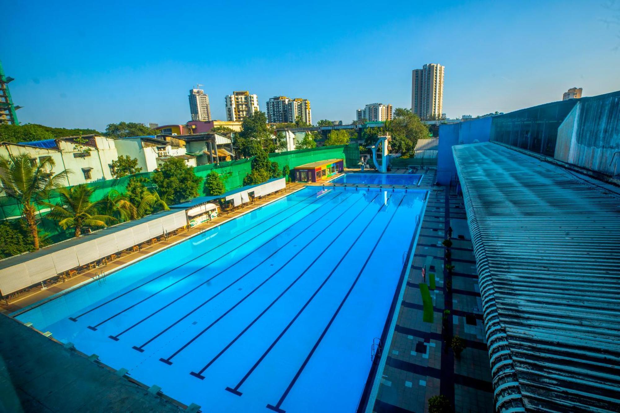 The Thane Club Экстерьер фото