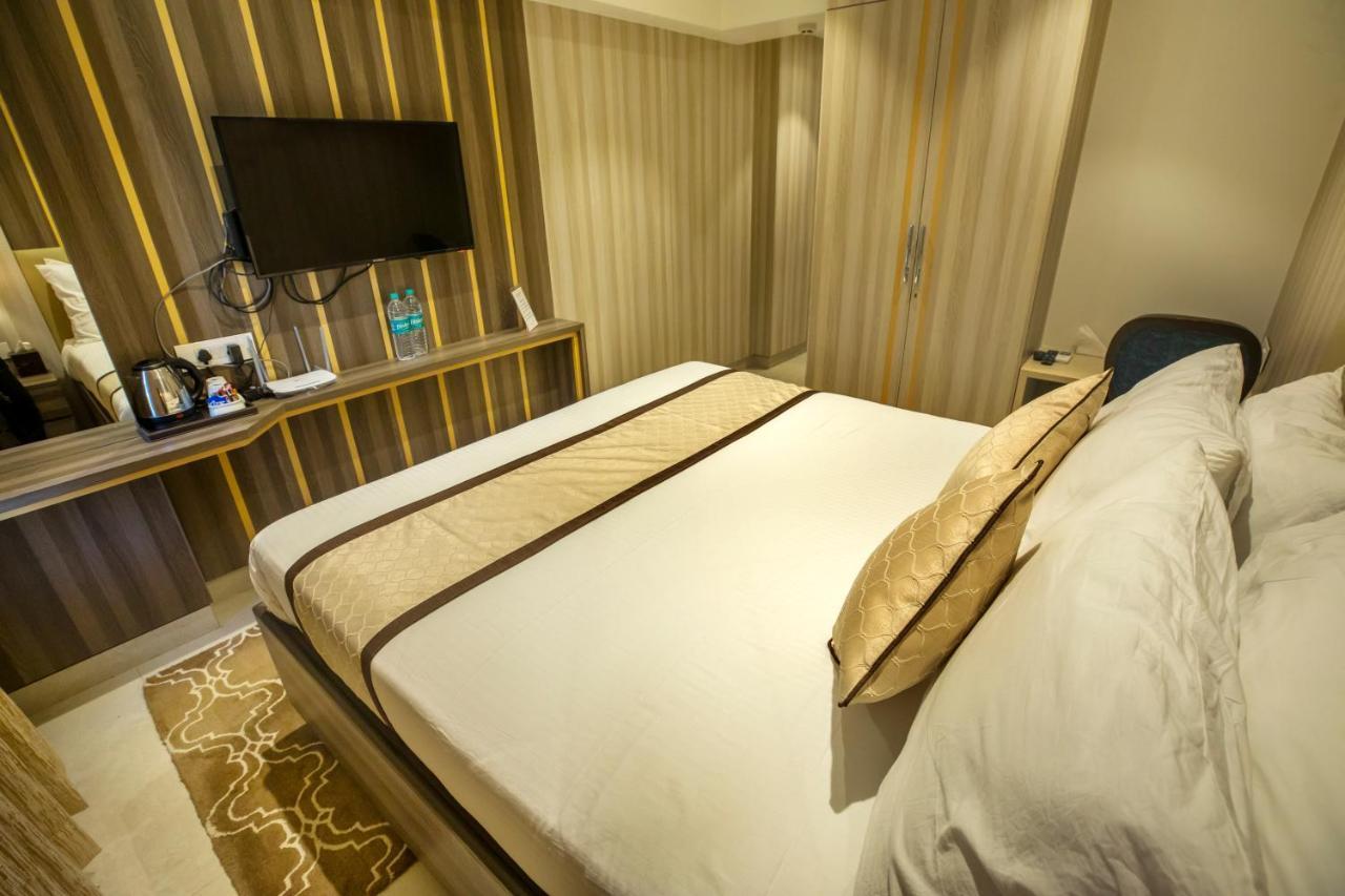 The Thane Club Экстерьер фото
