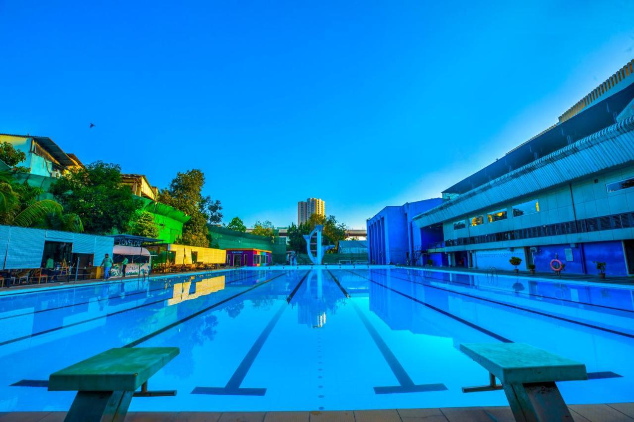The Thane Club Экстерьер фото
